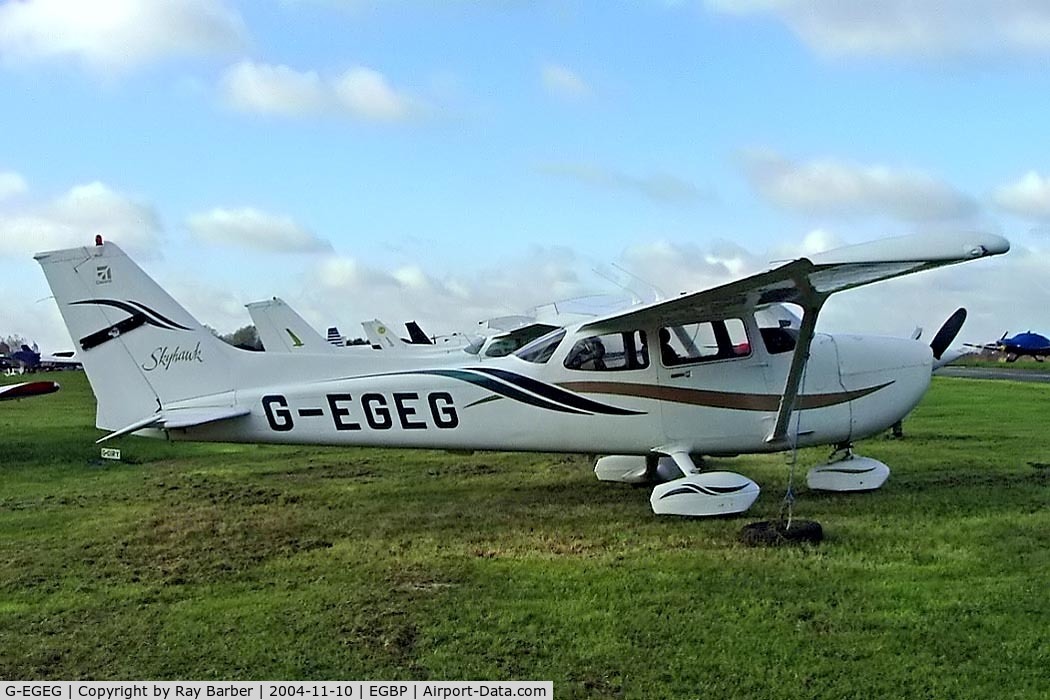 G-EGEG, 2000 Cessna 172R C/N 17280894, Cessna 172R Skyhawk [172-80894] Elstree~G 10/11/2004