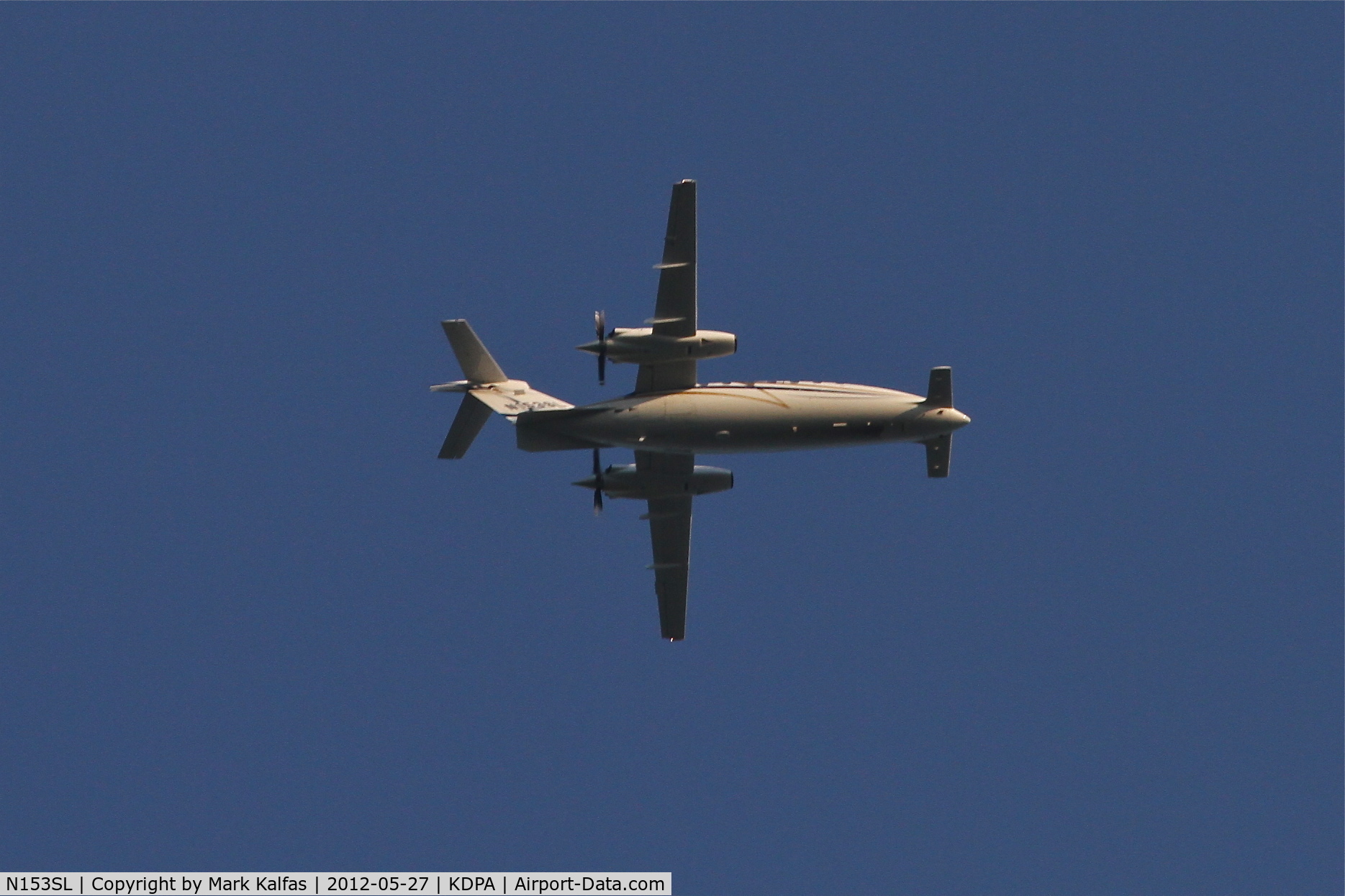 N153SL, 2002 Piaggio P-180 C/N 1054, Avantair Piaggio P180, VNR153 3000' inbound to DuPage (KDPA).