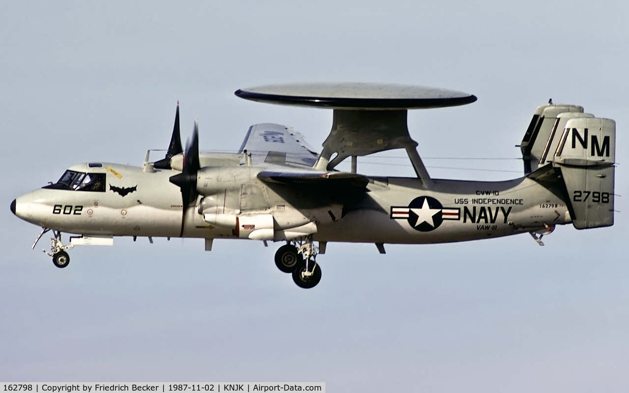 162798, 2000 Grumman E-2C Hawkeye C/N Not found 162798, on final at NAF El Centro