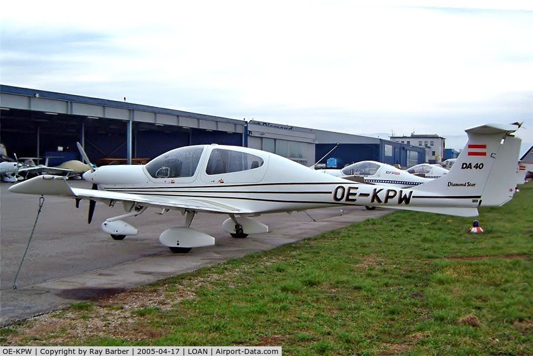 OE-KPW, 2000 Diamond DA-40-180 Diamond Star C/N 40.007, Diamond DA.40 Star [40.007]   Weiner-Neustadt Ost~OE 17/04/2005