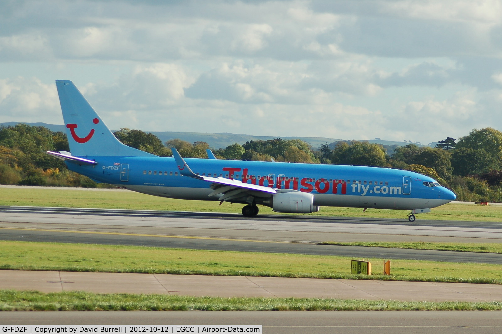 G-FDZF, 2008 Boeing 737-8K5 C/N 35138, Thomson Boeing 737 G-FDZF landed at Manchester Airport.