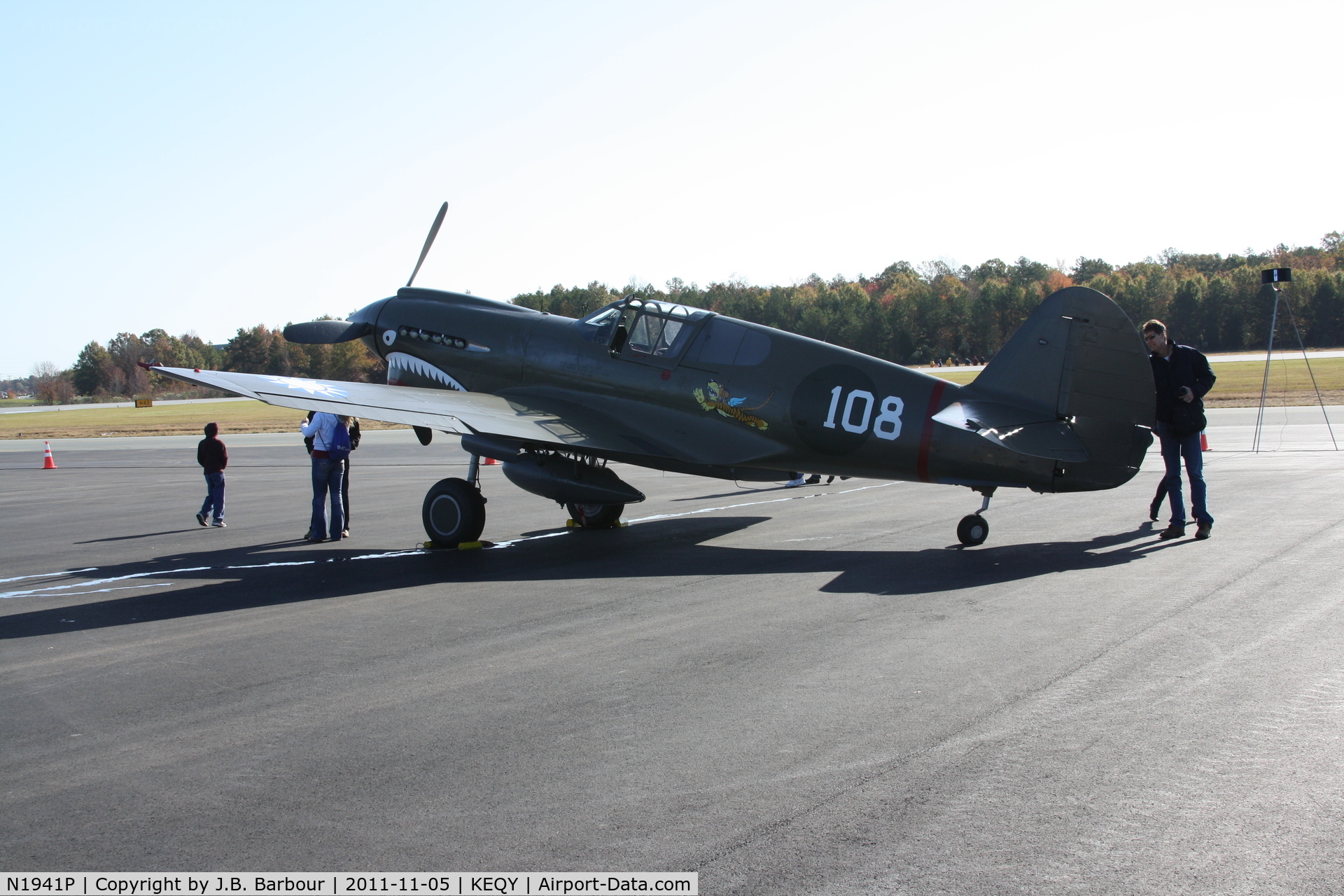 N1941P, 1941 Curtiss P-40E C/N 1025, P-40 wasn't able to get a tail number