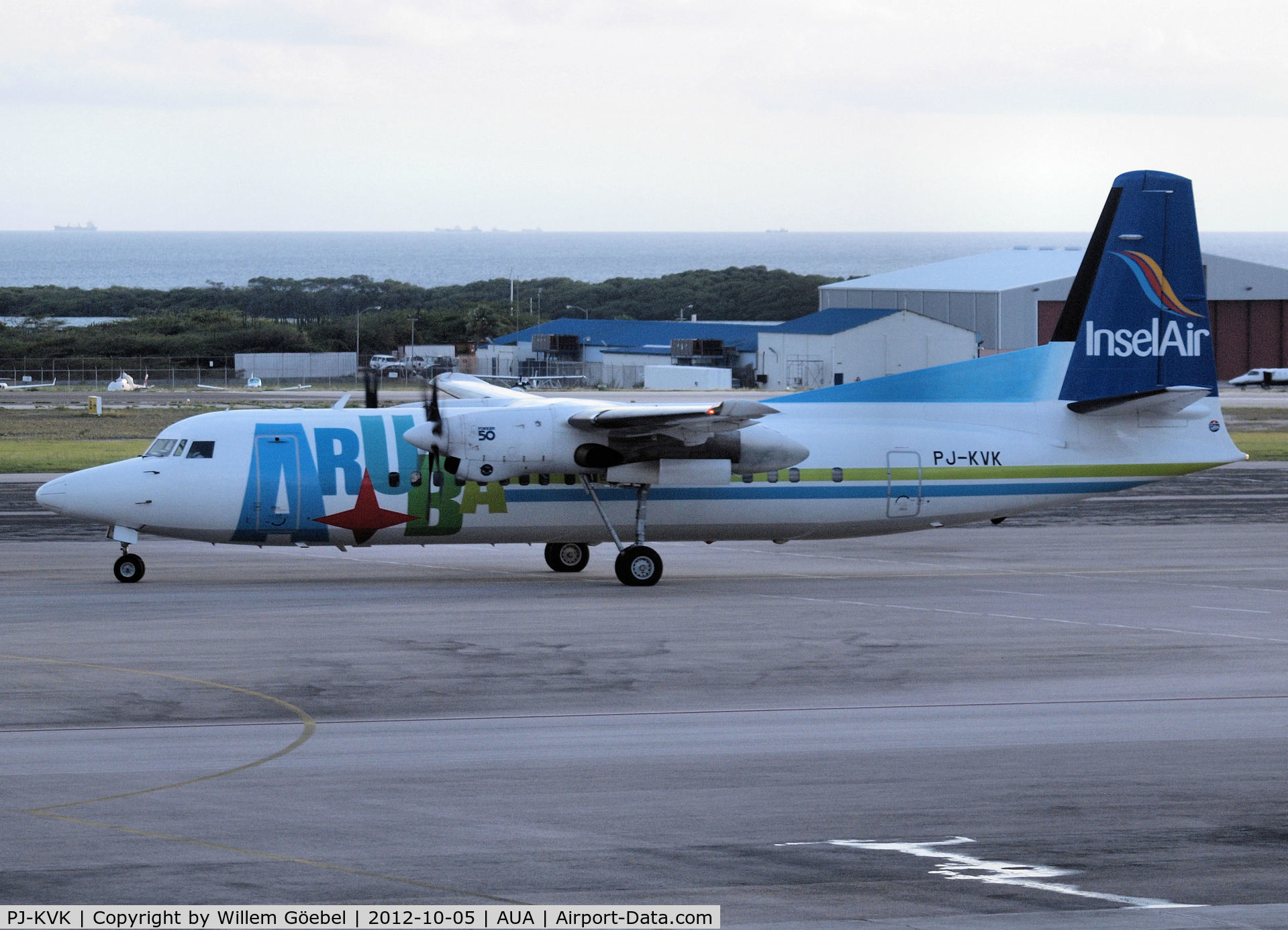 PJ-KVK, 1991 Fokker 50 C/N 20219, Arrival on Aruba Airport