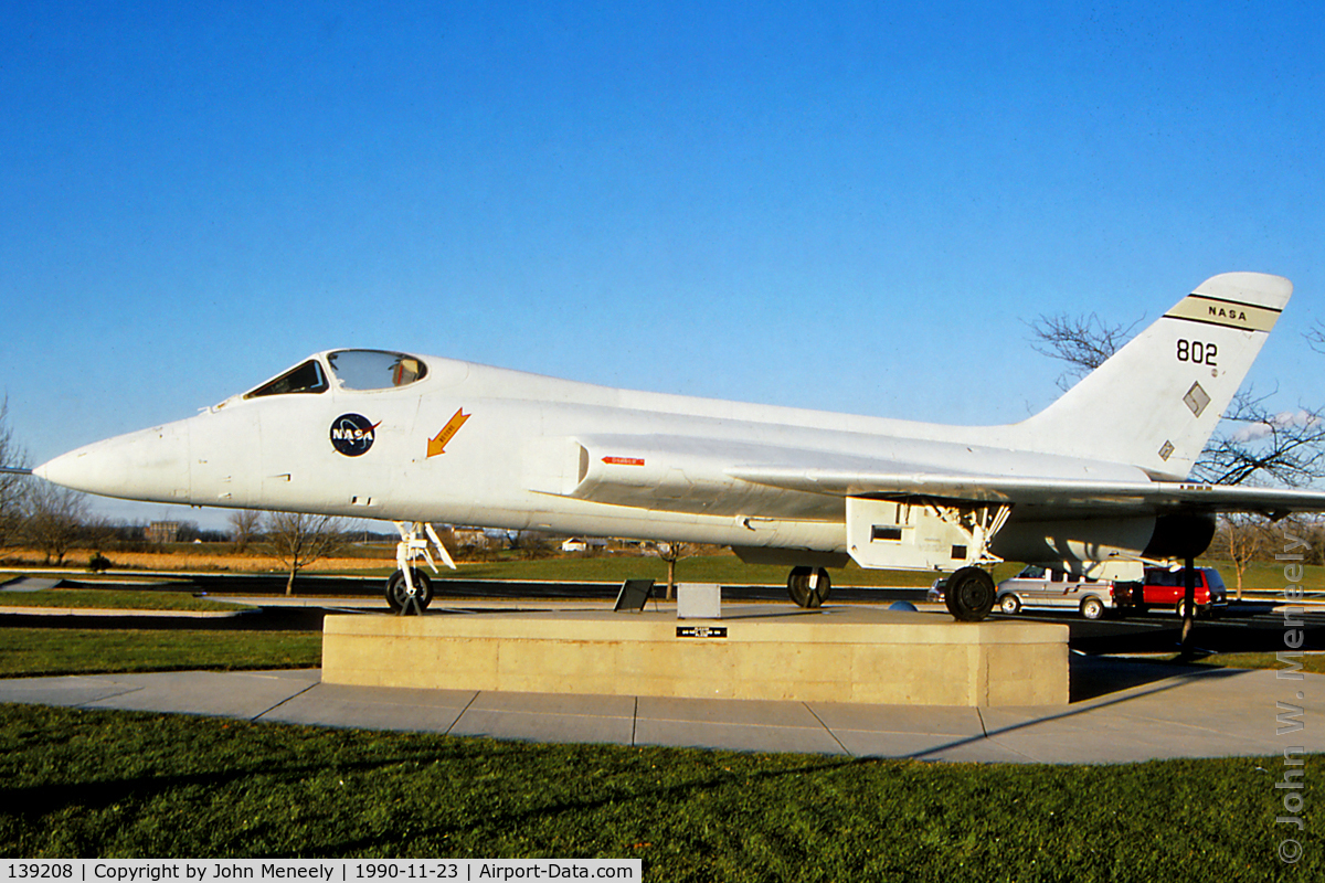 139208, Douglas F5D-1 Skylancer C/N 11282, Neil Armstrong Air & Space Museum, Waupakoneta, OH