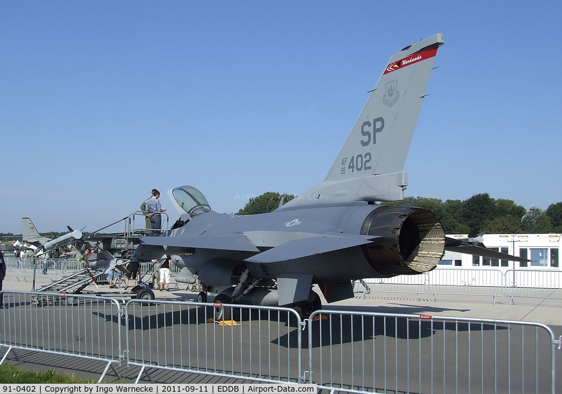 91-0402, General Dynamics F-16CM Fighting Falcon C/N CC-100, General Dynamics F-16C Fighting Falcon of the USAF at the ILA 2012, Berlin