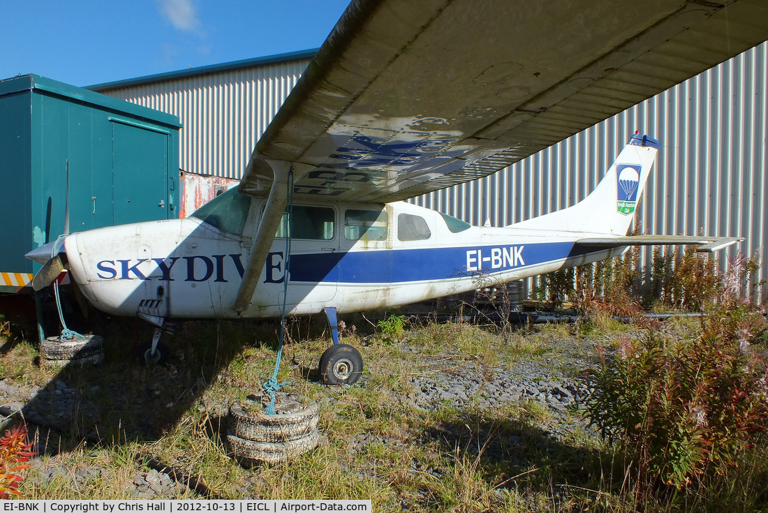 EI-BNK, 1971 Cessna U206F Stationair C/N U206-01706, at Clonbullogue Aerodrome, Ireland