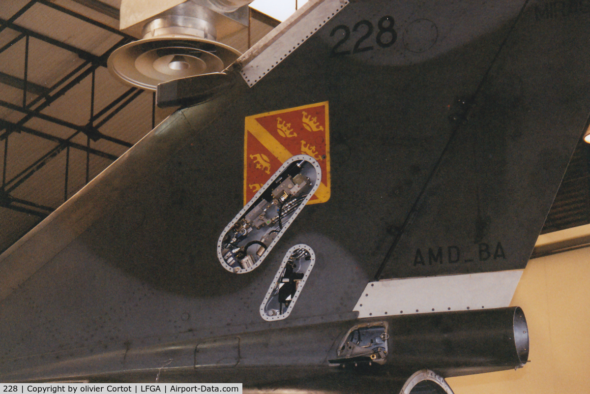 228, Dassault Mirage F.1CT C/N 228, opened airframe during the Colmar airshow 2002