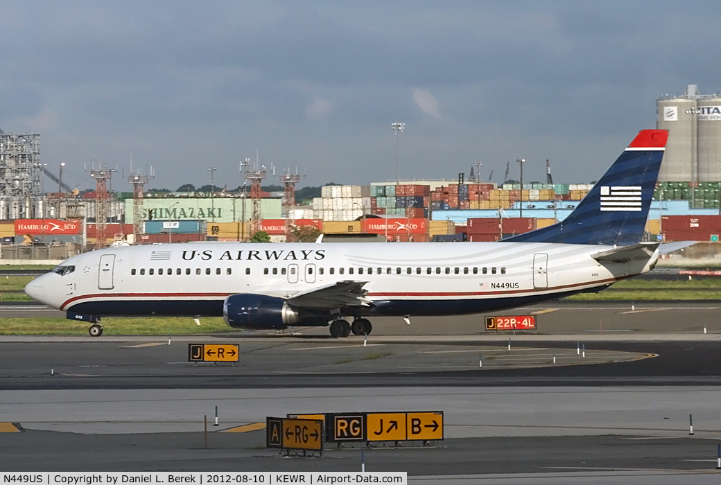 N449US, 1990 Boeing 737-4B7 C/N 24893, A US Airways Boeing 737-400 taxies to Newark's 