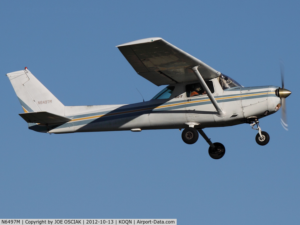 N6497M, 1980 Cessna 152 C/N 15284757, Leaving Brandywine