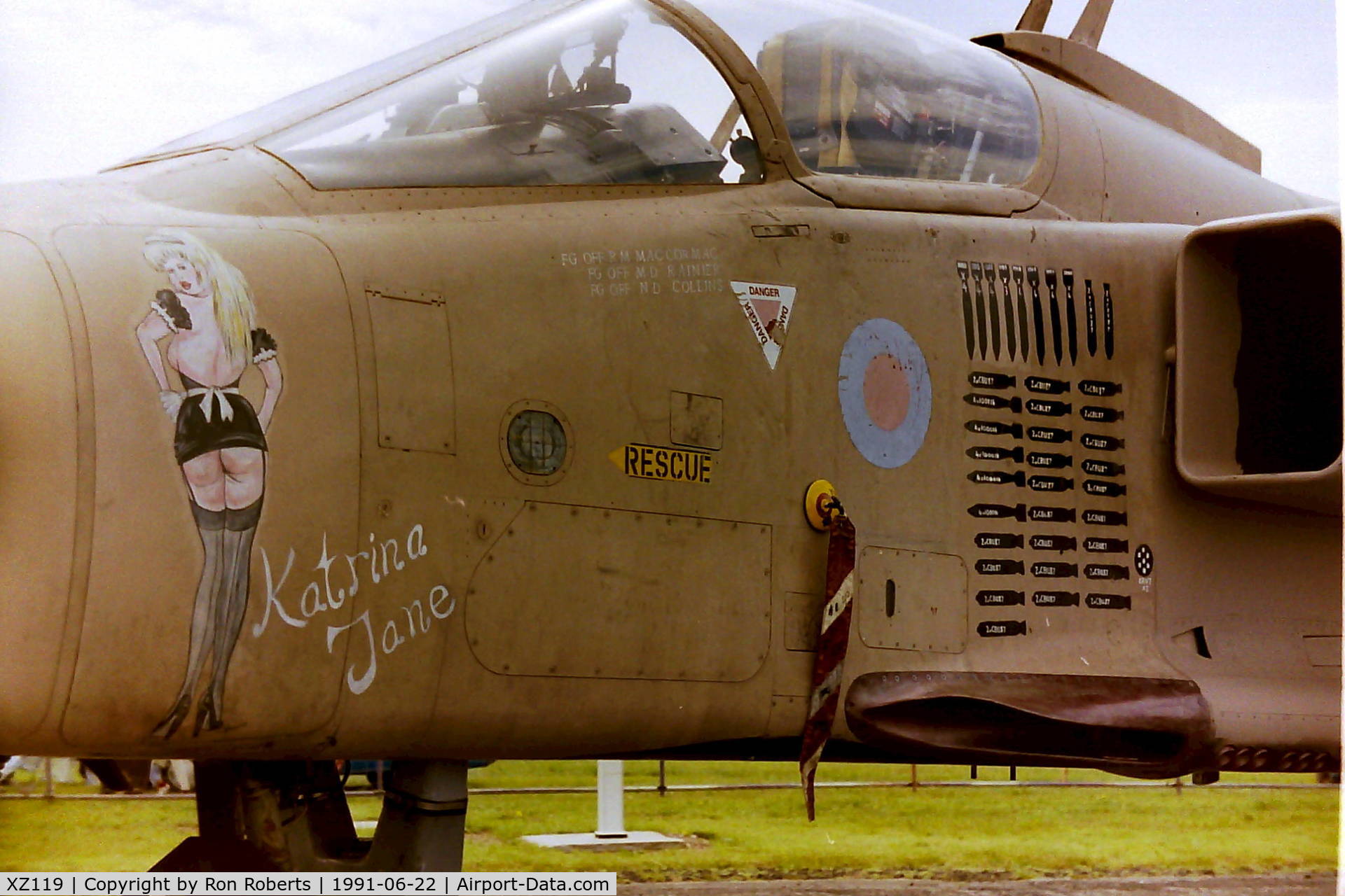 XZ119, 1976 Sepecat Jaguar GR.1A C/N S.120, Taken at Woodford Airshow 22/6/91 after the end of the first Gulf War.