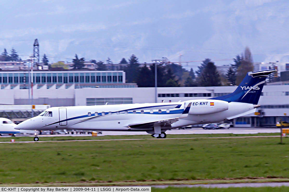 EC-KHT, 2007 Embraer EMB-135BJ Legacy C/N 14500863, Embraer EMB-135BJ Legacy  [14500863] Geneva~HB 11/04/2009