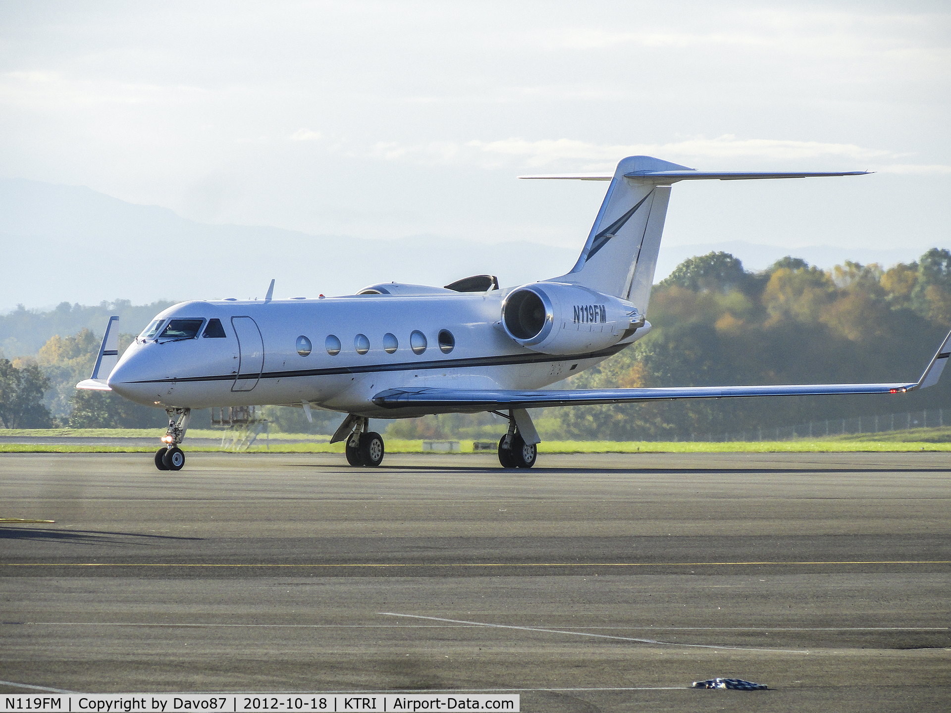 N119FM, 2001 Gulfstream Aerospace G-IV C/N 1464, Landed at Tri-Cities Airport (KTRI) on October 18, 2012.