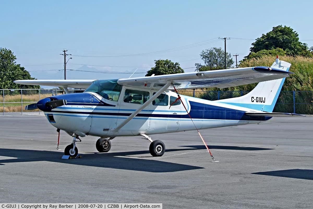 C-GIUJ, 1961 Cessna 182D Skylane C/N 18253268, Cessna 182D Skylane [182-53268] Boundary Bay~C 20/07/2008