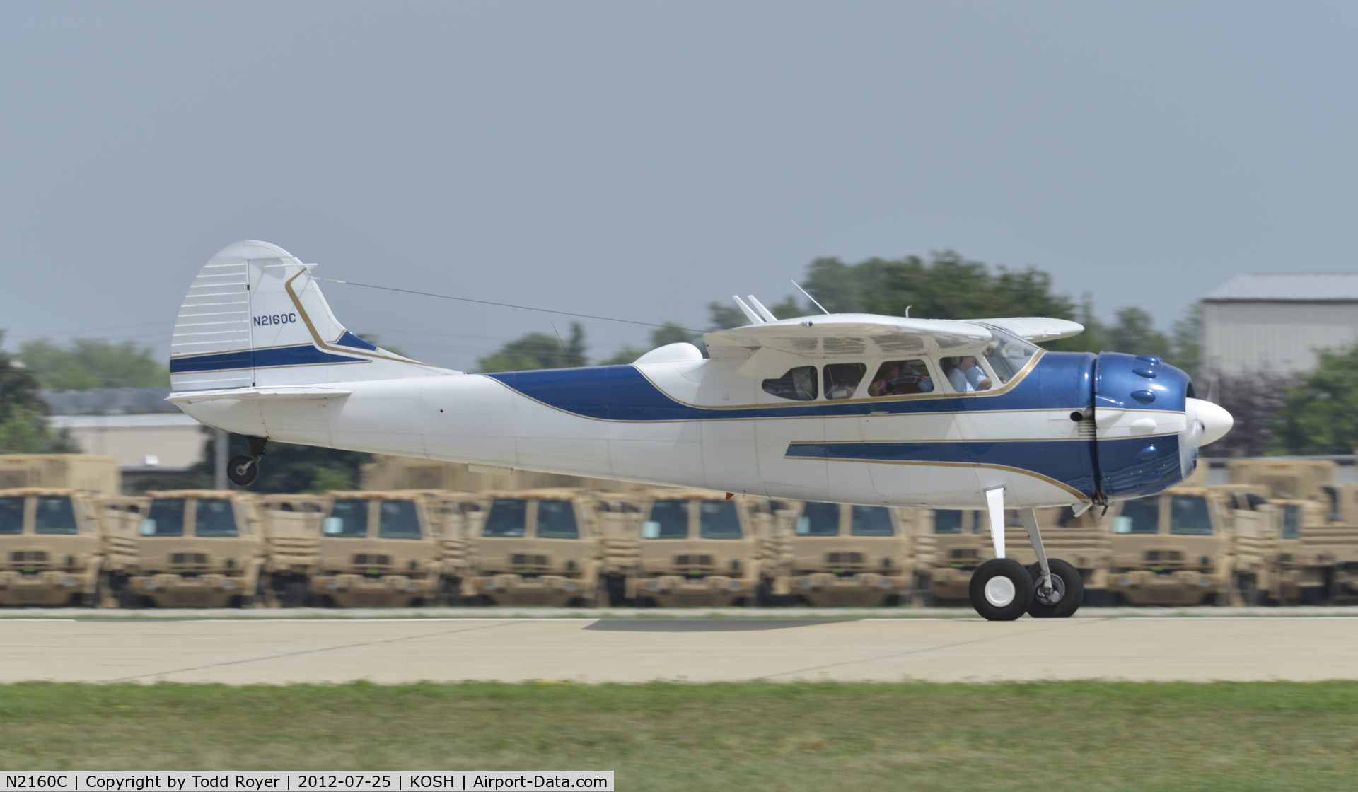 N2160C, 1954 Cessna 195B Businessliner C/N 16145, Airventure 2012