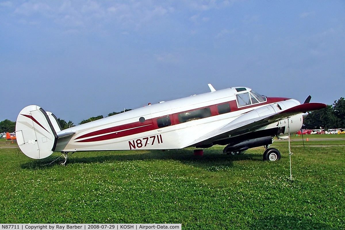 N87711, 1963 Beech H-18 C/N BA-650, Beech H18S [BA-650] Oshkosh~N 29/07/2008