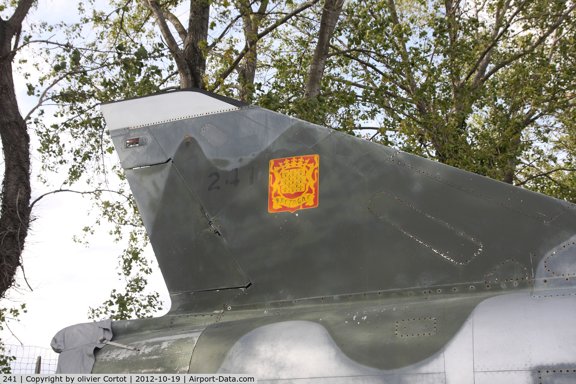 241, Dassault Mirage IIIB-RV C/N 241, view of the tail insigna, the 