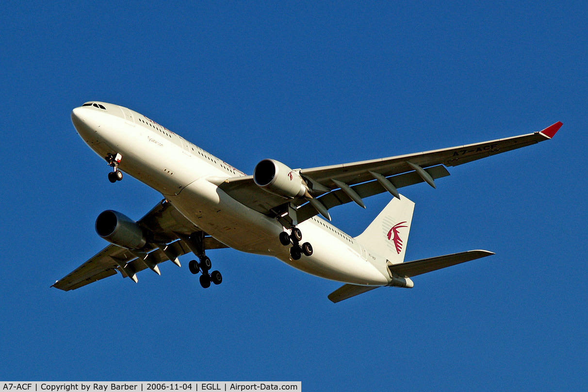 A7-ACF, 2004 Airbus A330-202 C/N 638, Airbus A330-203 [638] (Qatar Airways) Heathrow~G 04/11/2006