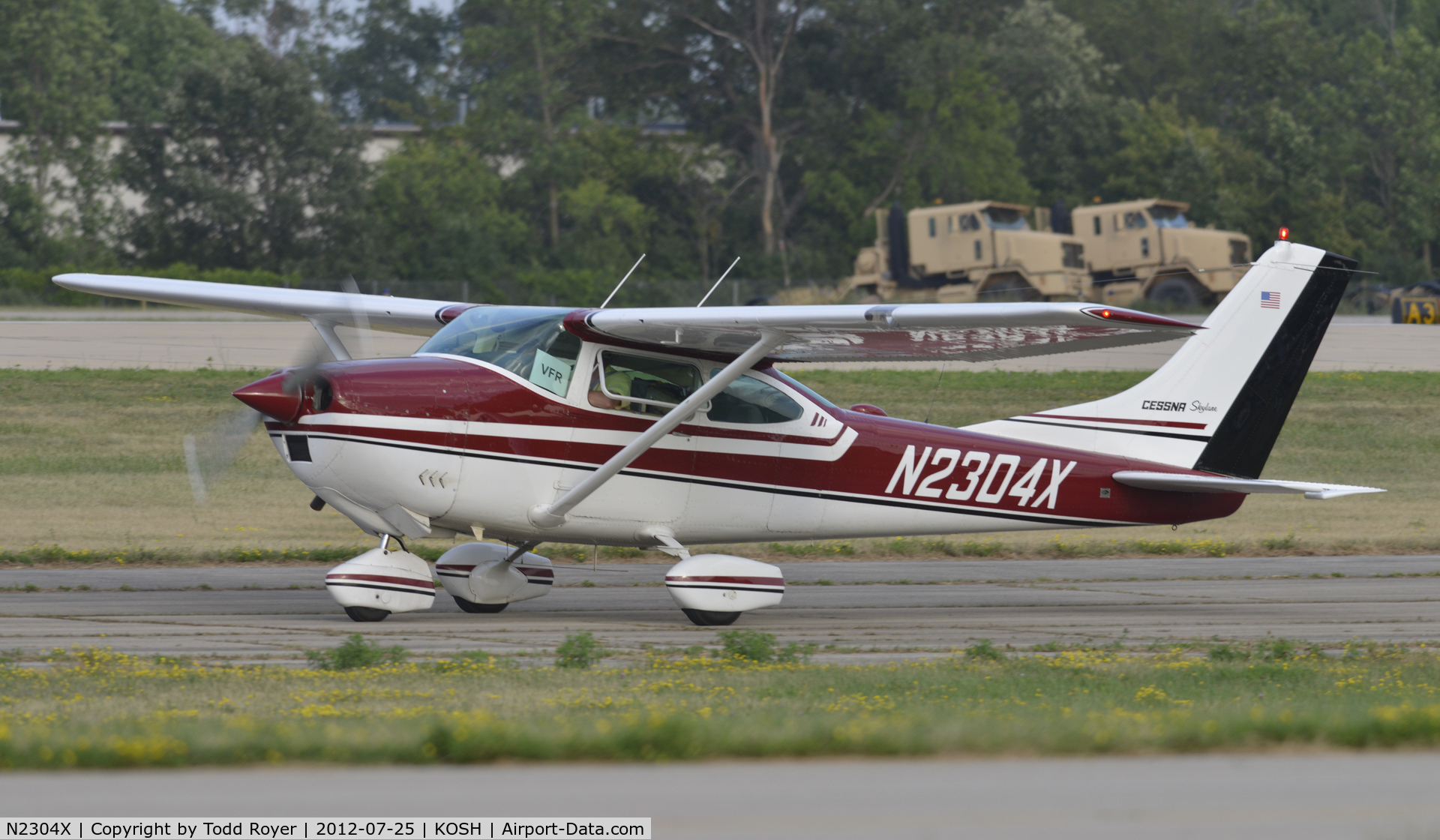 N2304X, 1965 Cessna 182H Skylane C/N 18256204, Airventure 2012