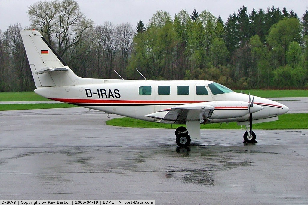 D-IRAS, Cessna T303 Crusader C/N T30300143, Cessna T.303 Crusader [T303-00143] Landshut~D 19/04/2005