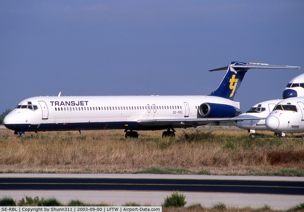 SE-RBL, 1988 McDonnell Douglas MD-83 (DC-9-83) C/N 49707, Parked after Transjet bankrupt...