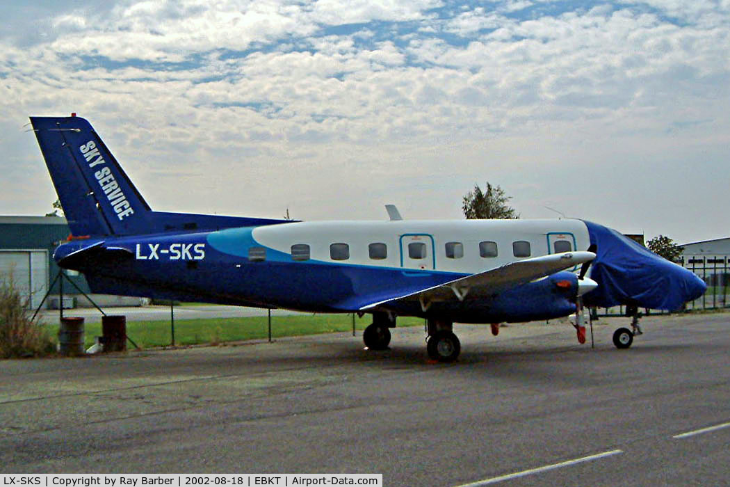 LX-SKS, 1982 Embraer EMB-110P1 Bandeirante C/N 110381, Embraer Emb-110P1 Bandeirante [110381] (Sky Service) Wevelgem~OO 18/08/2002