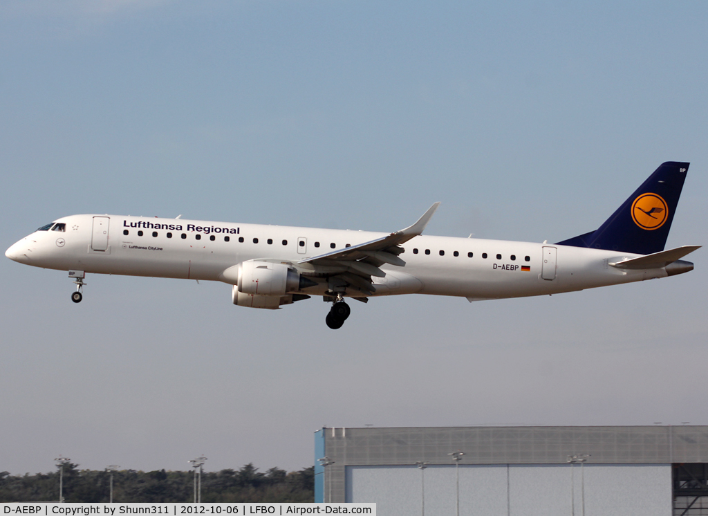D-AEBP, 2012 Embraer 195LR (ERJ-190-200LR) C/N 19000553, Landing rwy 14L