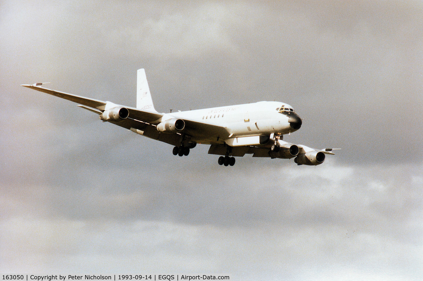 163050, 1966 McDonnell Douglas EC-24A (DC-8-54F) C/N 45881, United States Navy EC-24A turning onto final approach to Runway 05 at RAF Lossiemouth in September 1993 after an Exercise Solid Stance mission.