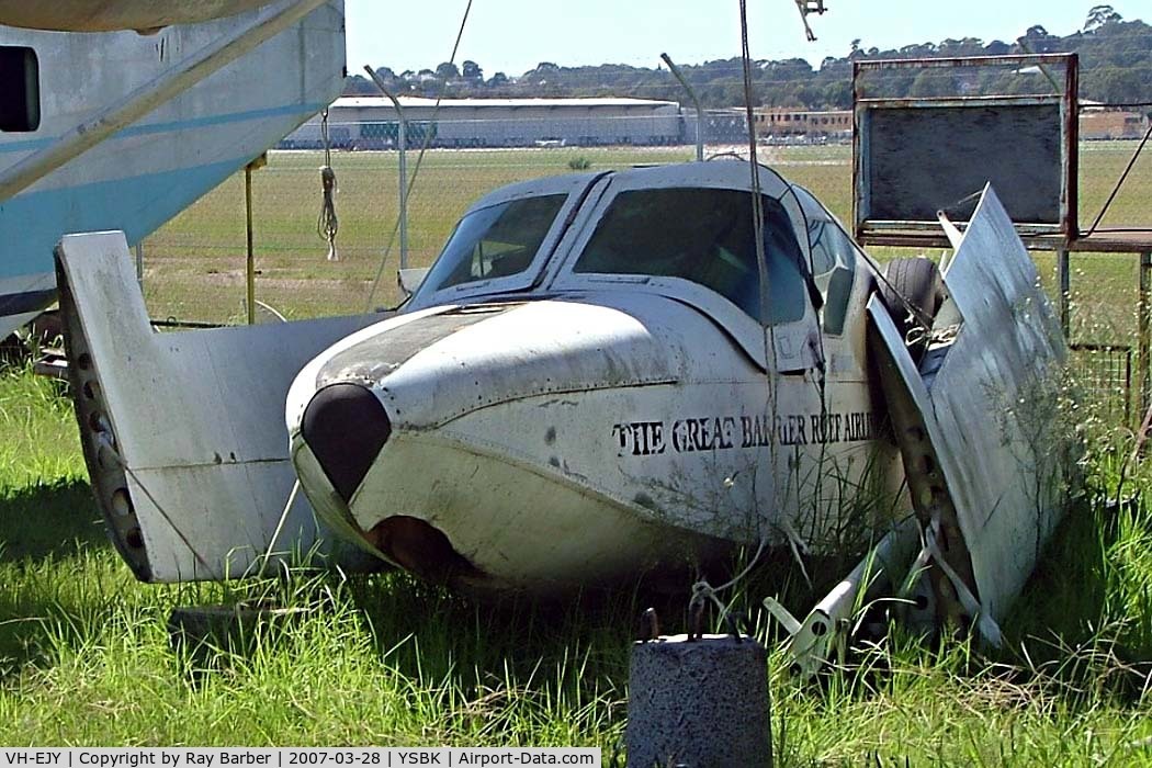 VH-EJY, 1974 Lake LA-4-200 Buccaneer C/N 643, Lake LA-4-200 Buccaneer [643] Bankstown~VH 28/03/2007