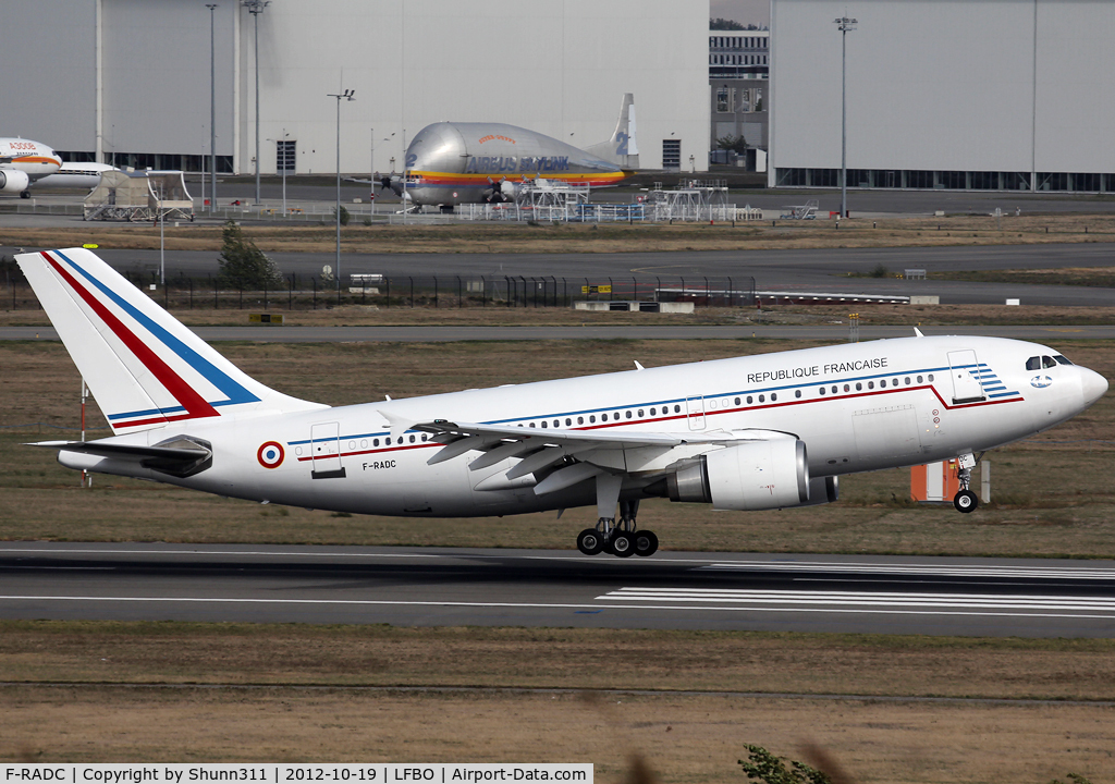 F-RADC, 1988 Airbus A310-304 C/N 418, Landing rwy 14R