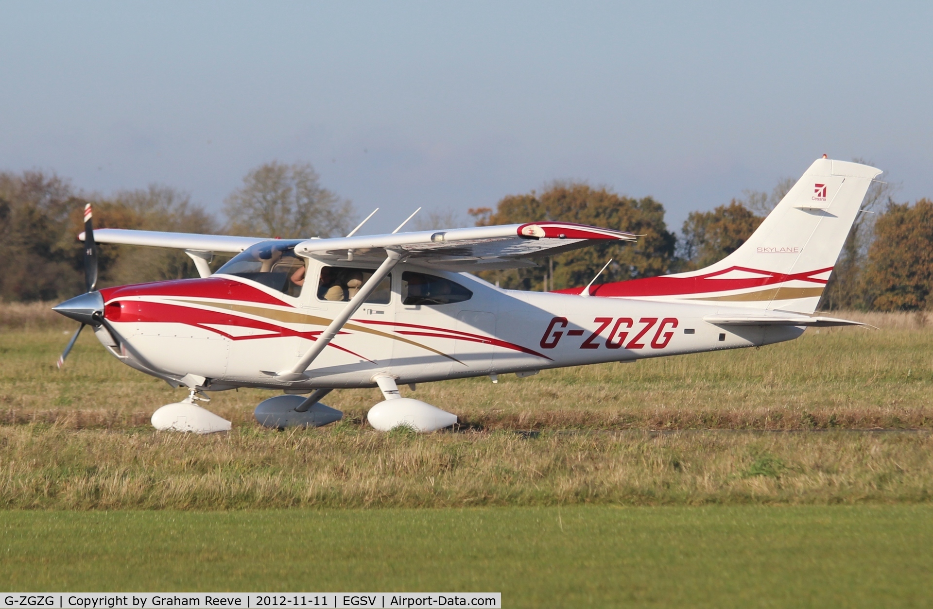 G-ZGZG, 2007 Cessna 182T Skylane C/N 18282036, Just landing.