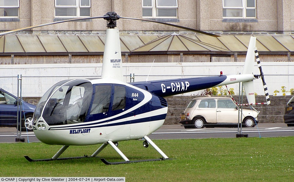 G-CHAP, 1997 Robinson R44 Astro C/N 0326, Originally owned to, Monitron International Ltd in April 1997 and currently with, Brierley Lifting Tackle Co Ltd since April 1999. Photo taken in Weston-super-Mare sea-front.