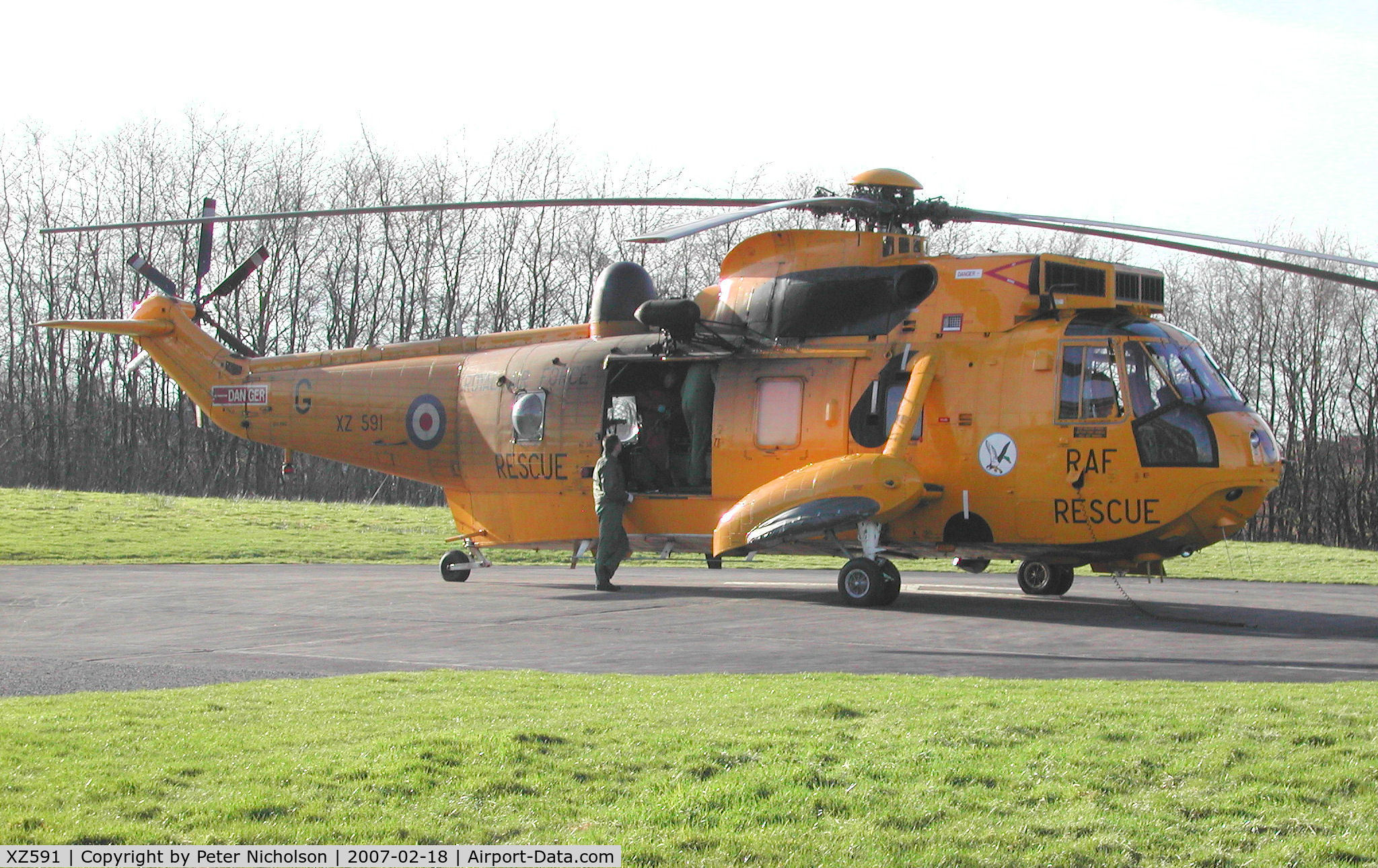 XZ591, 1978 Westland Sea King HAR.3 C/N WA857, Sea King HAR.3, callsign Rescue 131, of 202 Squadron at RAF Boulmer on the Cumberland Infirmary helipad in February 2007