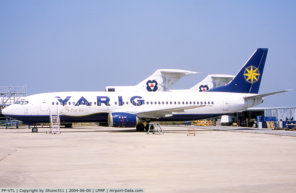 PP-VTL, 1991 Boeing 737-4S3 C/N 25116, Parked at EAS maintenance firm on his new owner c/s but without registration... Only Varig passed at PGF at this date then easy to find in the production list... Ex. EC-GUG