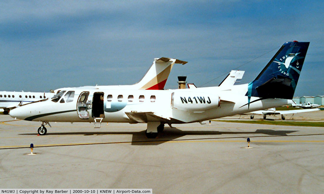 N41WJ, 1981 Cessna 550 C/N 550-0237, Cessna Citation II [550-0237]New Orleans-Lakefront~N 10/10/2000