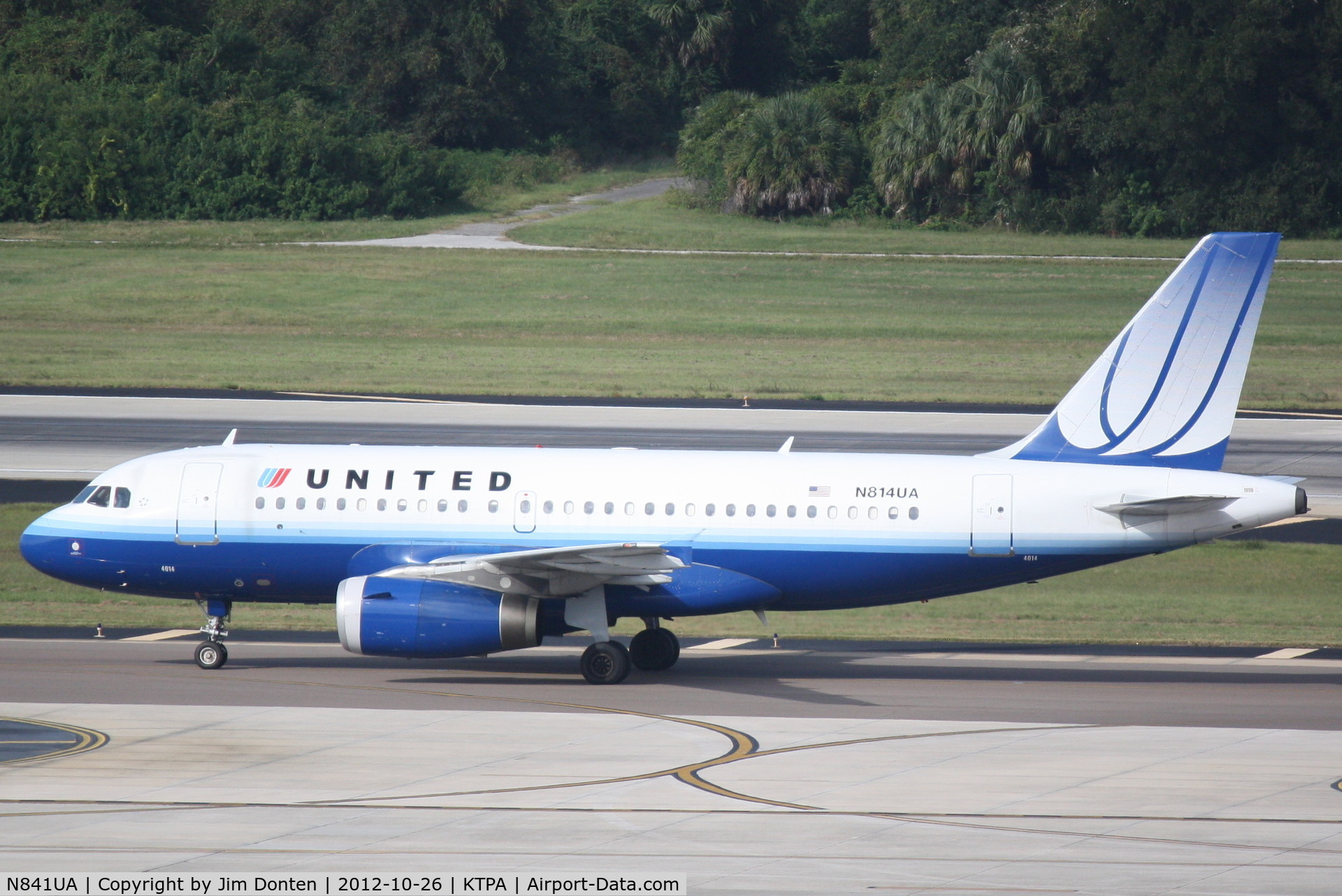 N841UA, 2001 Airbus A319-131 C/N 1545, United Flight 380 (N841UA) arrives at Tampa International Airport following a flight from Houston/Bush Intercontinental Airport