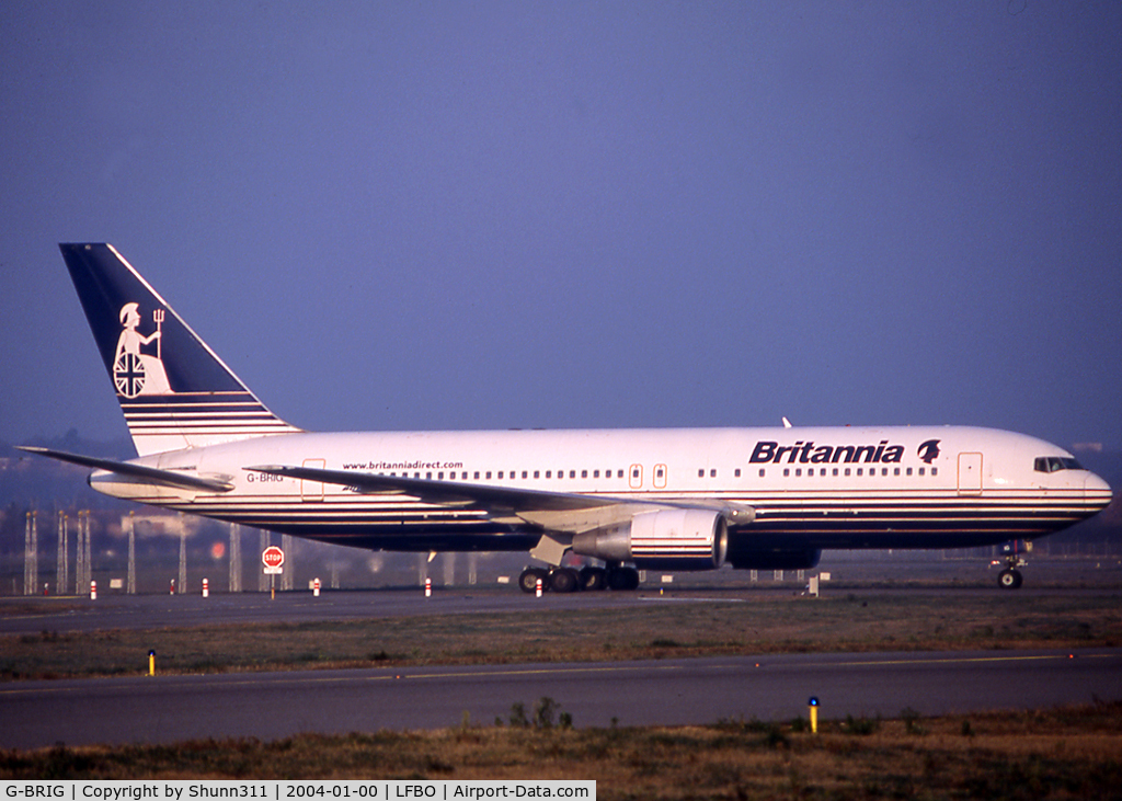 G-BRIG, 1990 Boeing 767-204/ER C/N 24757, Taxiing to the Terminal...