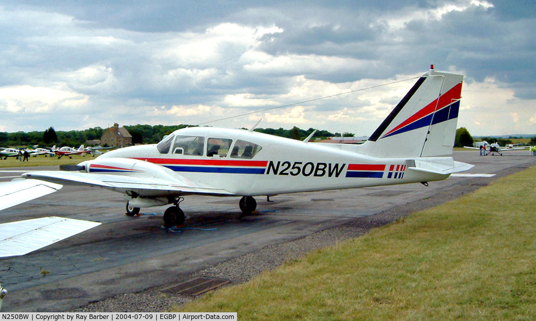N250BW, 1967 Piper PA-23-250 Aztec C C/N 27-3799, Piper PA-23-250 Aztec C [27-3799] Kemble~G 09/07/2004
