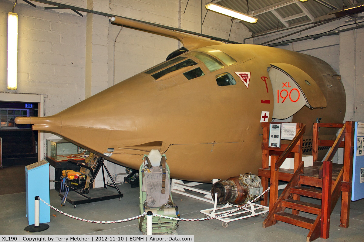 XL190, 1962 Handley Page Victor K.2 C/N HP80/71, Nose of 1962 Handley Page Victor K.2, c/n: HP80/71 at Manston Museum