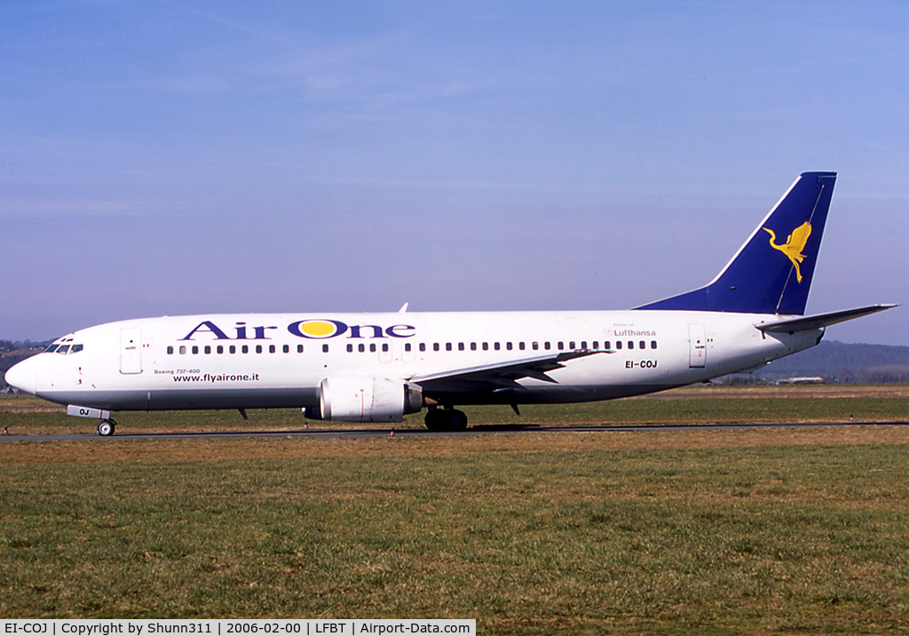EI-COJ, 1992 Boeing 737-430 C/N 27005, Taxiing for departure...