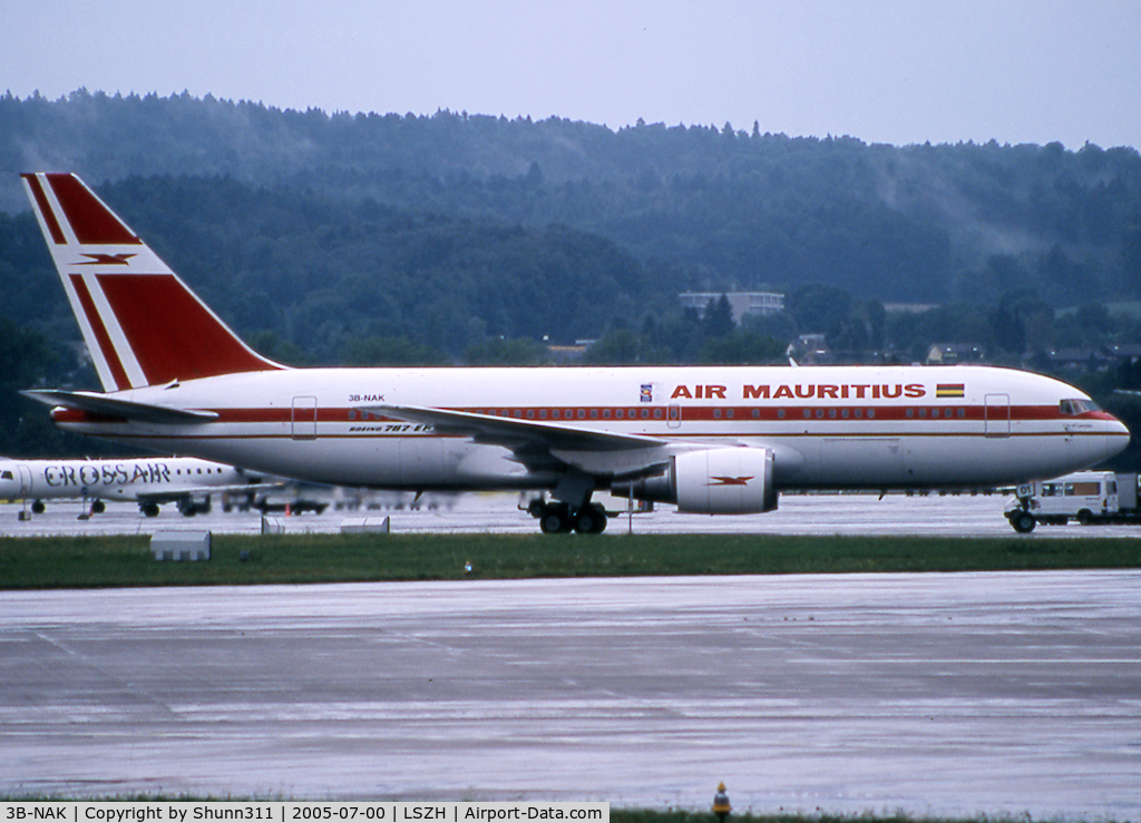 3B-NAK, 1988 Boeing 767-23B/ER C/N 23973, Taxiing to the Terminal...