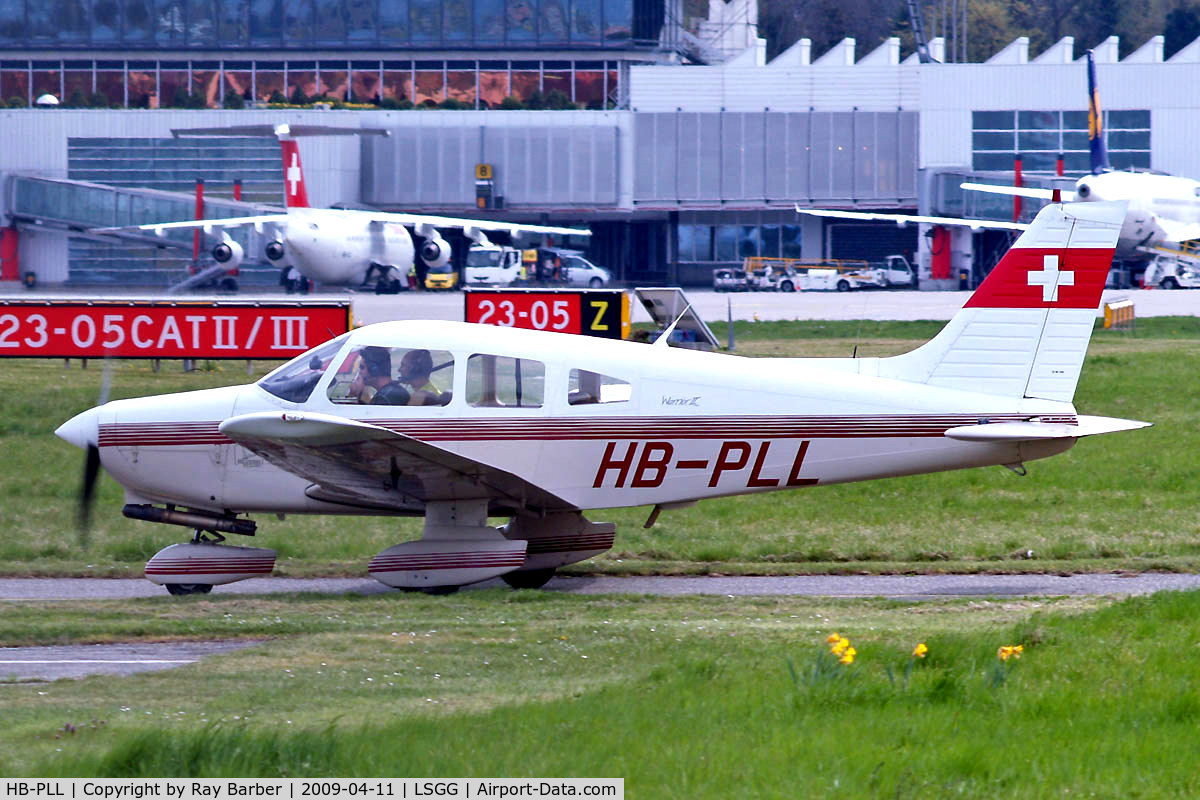 HB-PLL, Piper PA-28-161 Warrior II C/N 28-16057, Piper PA-28-161 Warrior II [2816057] Geneva~HB 11/04/2009