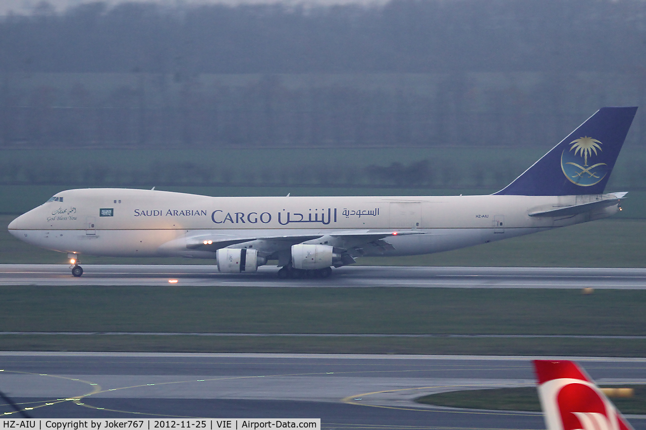 HZ-AIU, 1988 Boeing 747-268F C/N 24359/724, Saudi Arabian Cargo