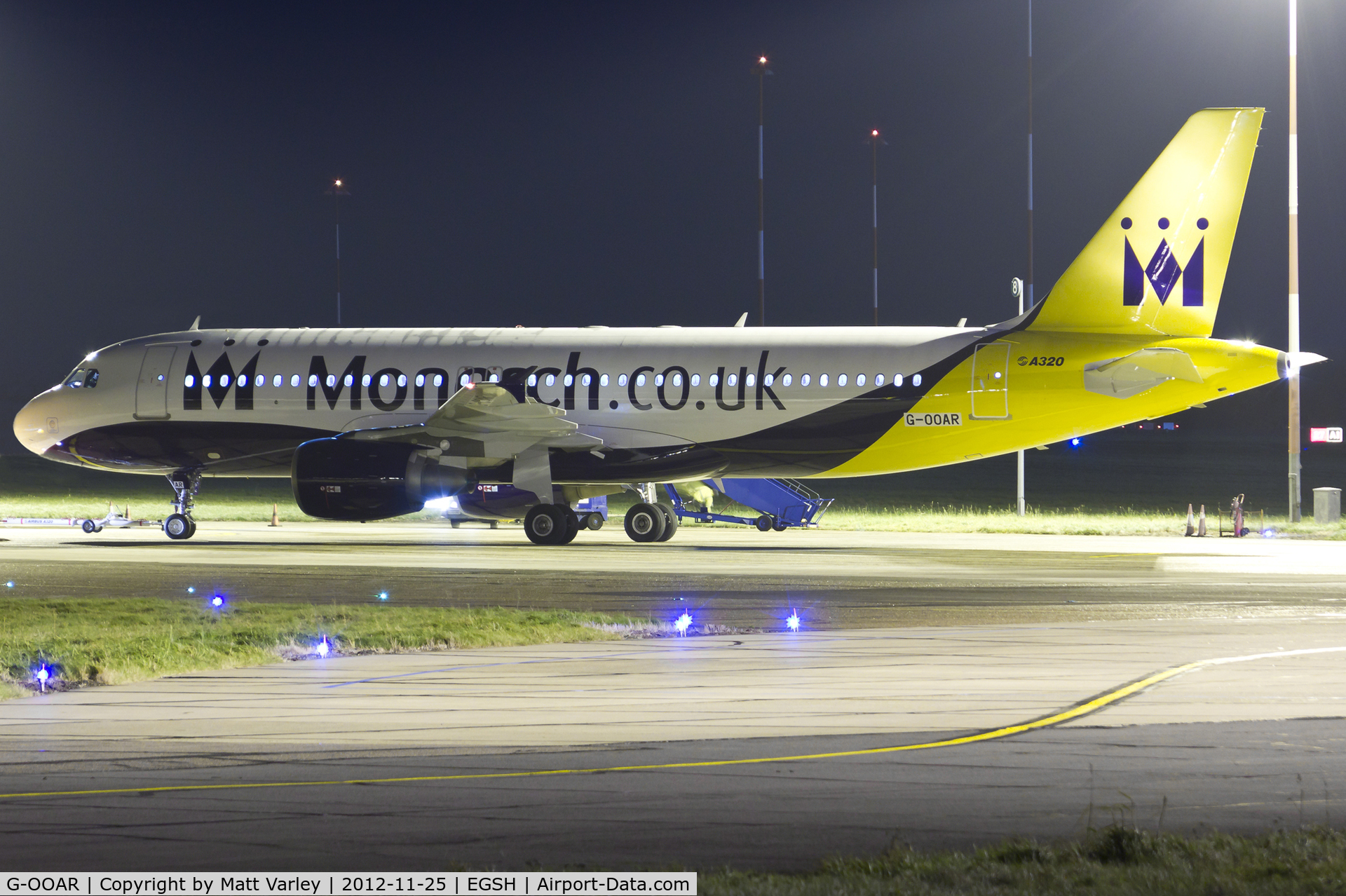 G-OOAR, 2000 Airbus A320-214 C/N 1320, Fresh out of spray in Monarch Airlines C/S. ( To become G-OZBY)