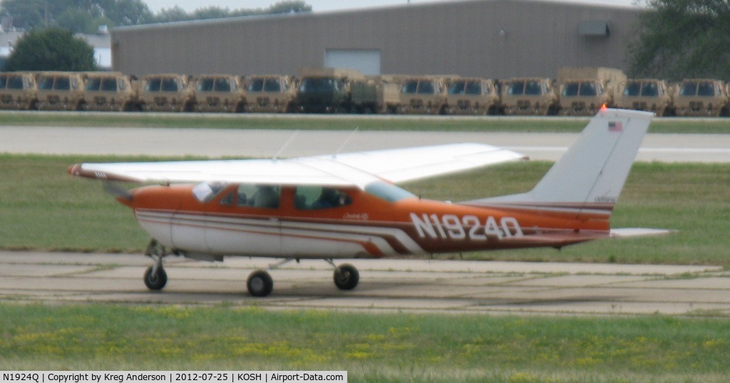 N1924Q, 1972 Cessna 177RG Cardinal C/N 177RG0324, EAA AirVenture 2012