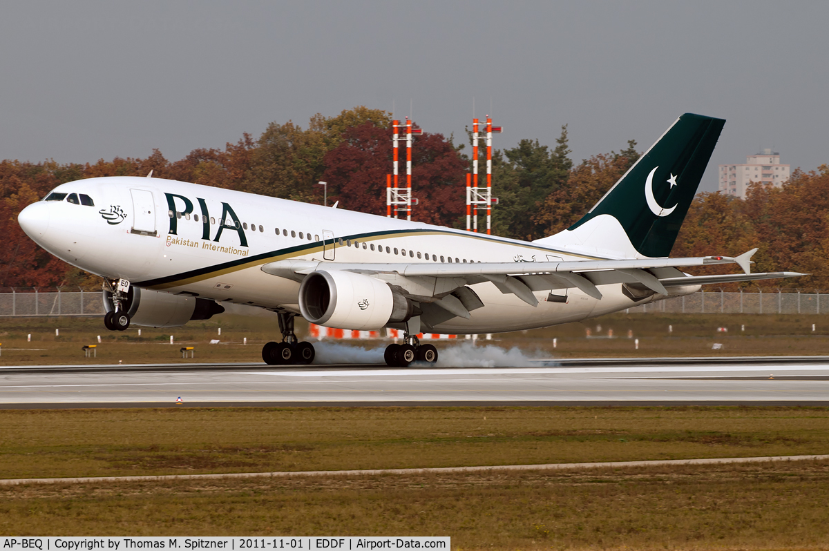 AP-BEQ, 1992 Airbus A310-308 C/N 656, PIA Pakistan International Airlines AP-BEQ smokey touchdown Rwy25R at FRA