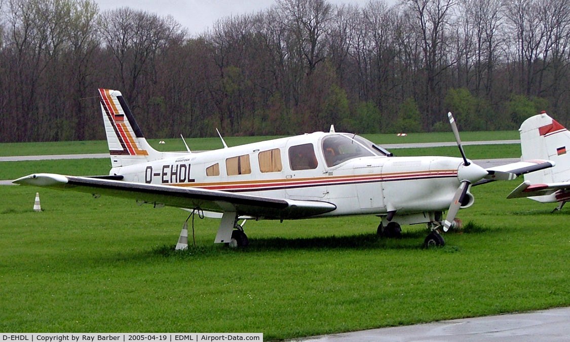 D-EHDL, 1982 Piper PA-32R-301T Turbo Saratoga C/N 32R-8229035, Piper PA-32R-301T Turbo Saratoga SP [32R-8229035] Landshut~D 19/04/2005.
