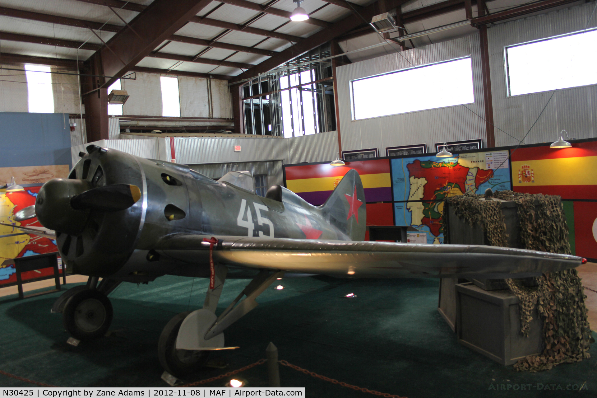N30425, 1939 Polikarpov I-16 Type 24 C/N 2421645, At the Commemorative Air Force hangar - Mildand, TX