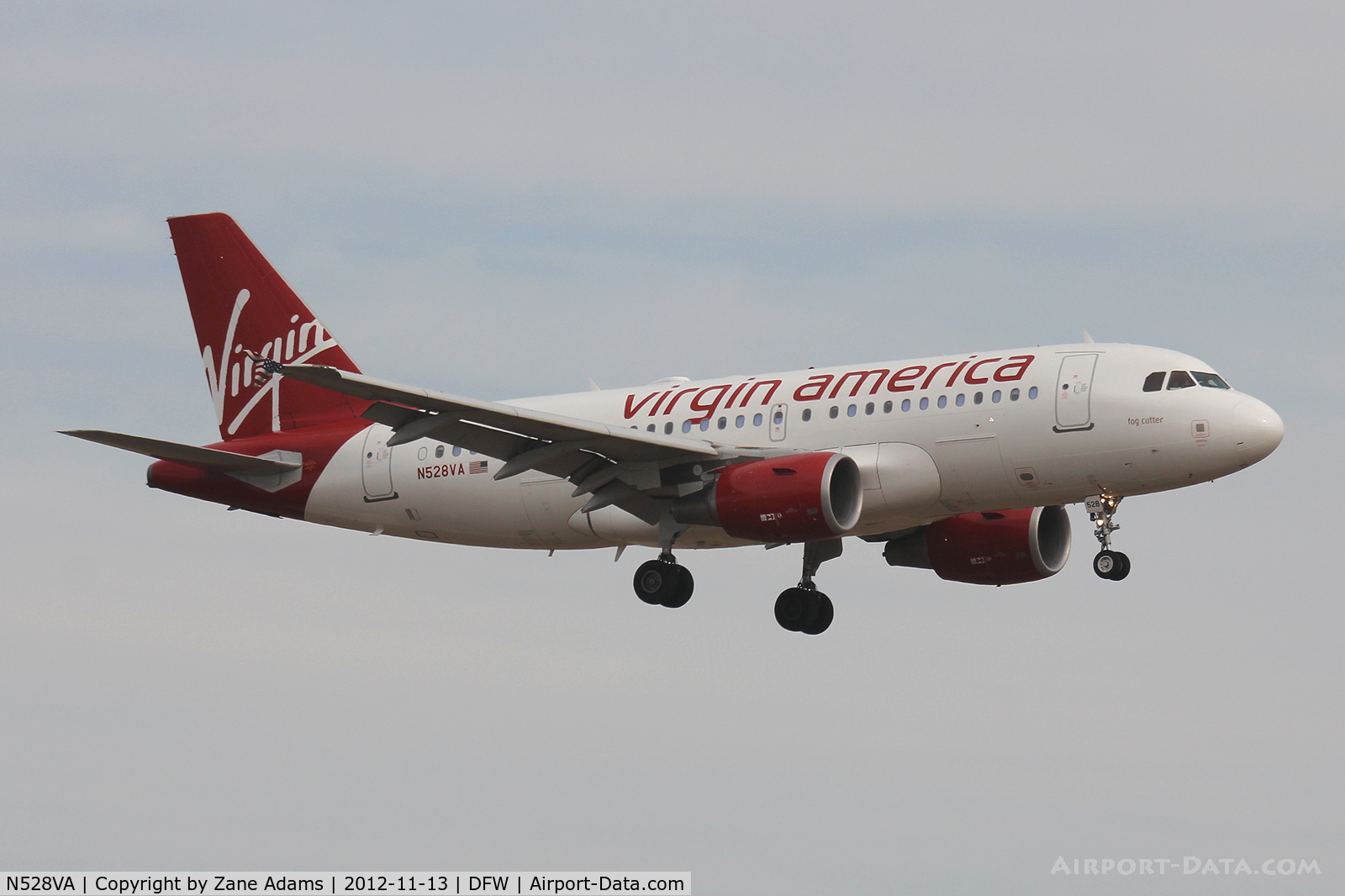 N528VA, 2008 Airbus A319-112 C/N 3445, Virgin America landing at DFW Airport