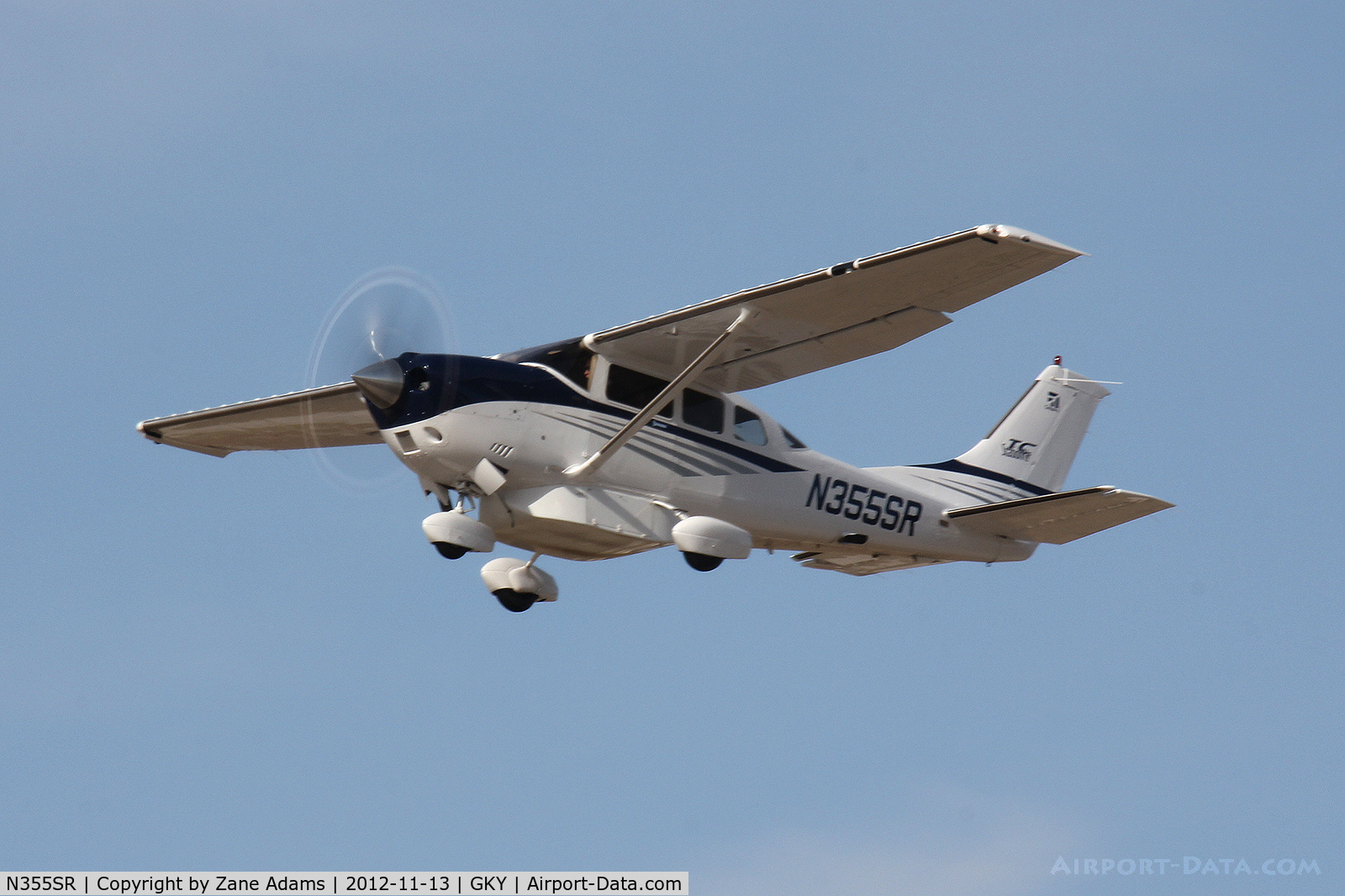 N355SR, 2004 Cessna T206H Turbo Stationair C/N T20608458, Departing Arlington Municipal Airport.