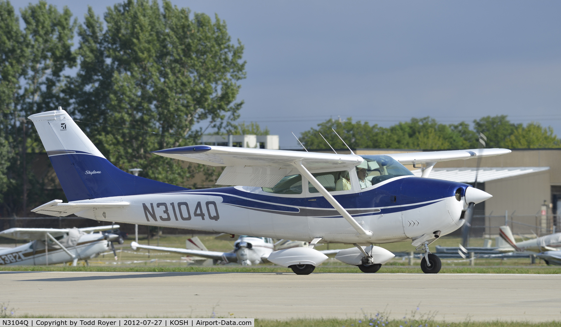 N3104Q, 1967 Cessna 182K Skylane C/N 18258104, Airventure 2012